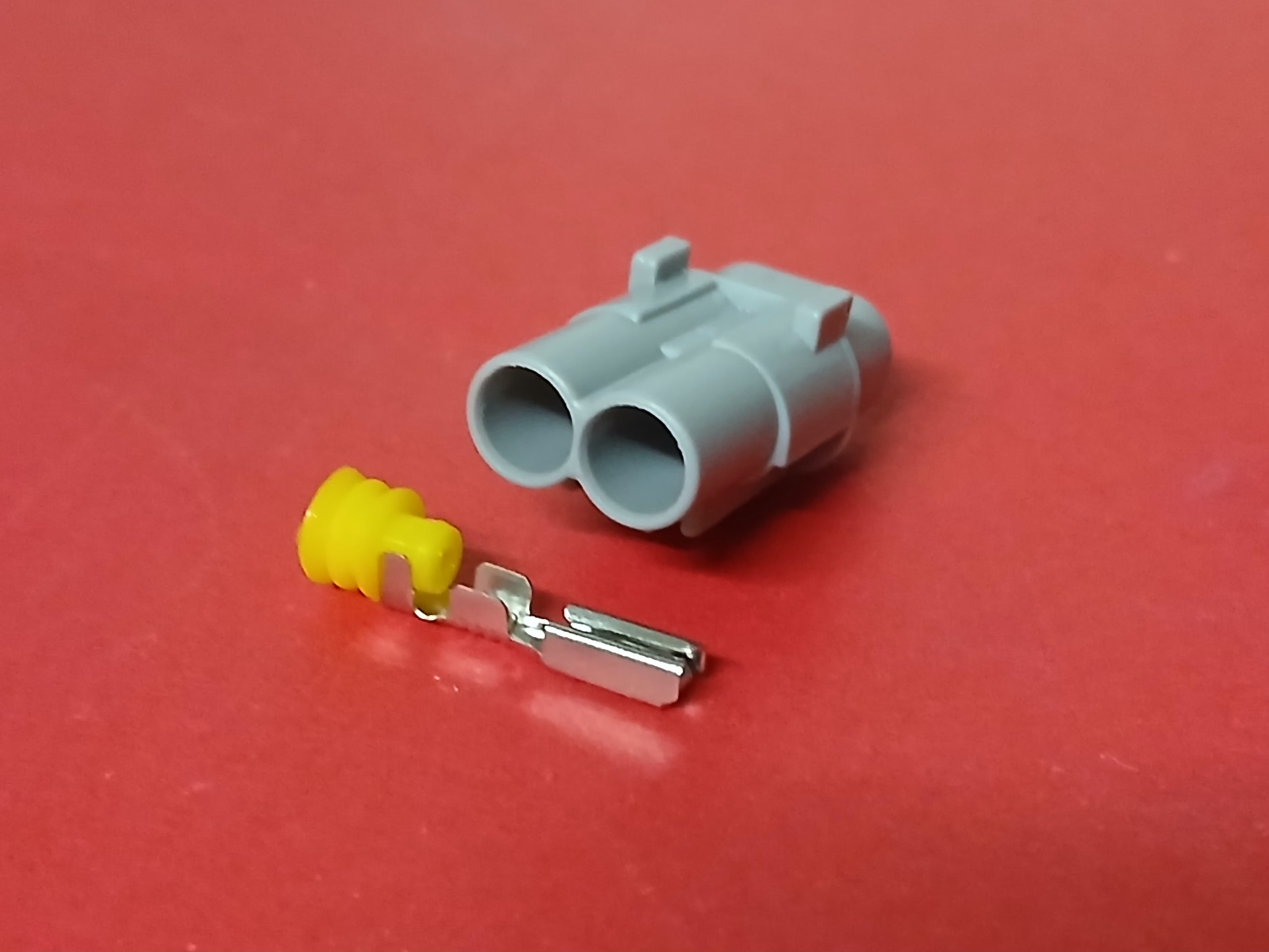 2 พิน เทา Yamaha มีบ่าล่าง #2321