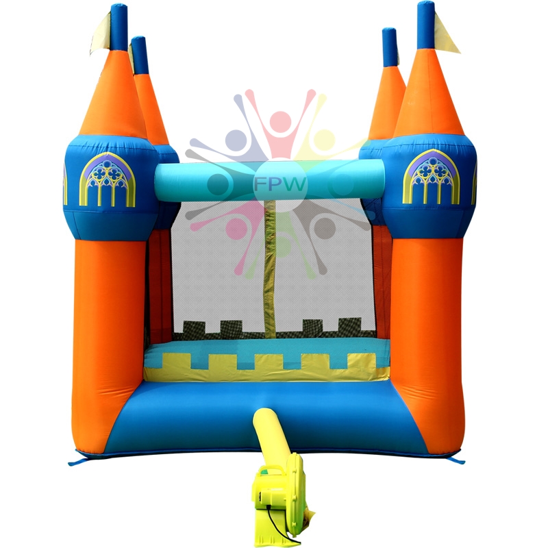 บ้านลมขนาด 2.93 x 2.4 x 2.5 m สินค้าผลิตและออกแบบได้ลงตัวและน่ารักสุดๆ พร้อด้วยฟังท์ชั่นที่เสริมสร้างพัฒนาการและจินตนาการได้อย่างครบครัน มีสีสันสดใสออกแบบมาเพื่อกระตุ้นประสาทตาในการมองเห็นของเด็กๆ เหมาะสำหรับเด็กอายุ 3-10 ขวบน้ำหนักโดยรวมไม่เกิน 100 กิโลก