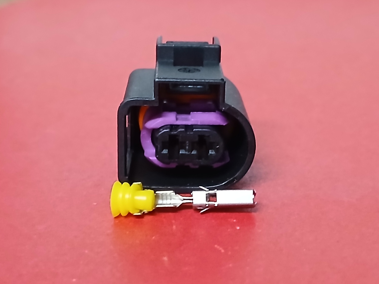 2 พิน ดำ ตูดไดร์ Isuzu Dmax #992