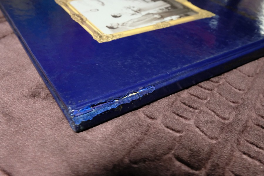 มหาราชของการรถไฟ จัดพิมพ์เนื่องในวโรกาสเฉลิมพระชนมพรรษา 6 รอบ เมื่อ 5 ธ.ค.2542 ปกแข็ง พิมพ์ปี 2543