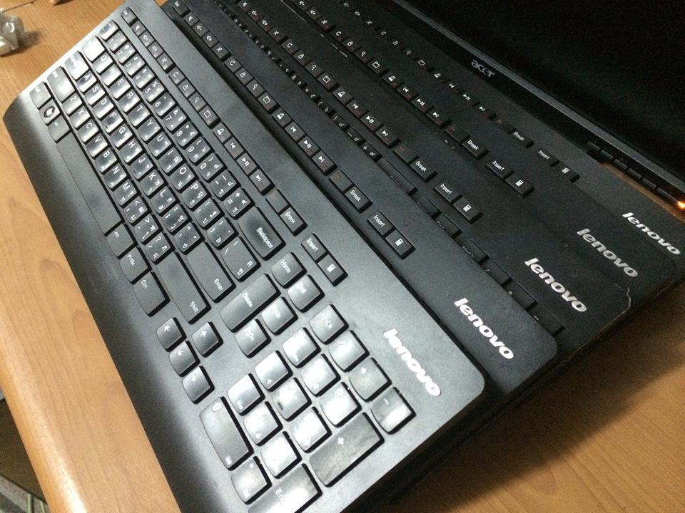 คีย์บอร์ดไร้สาย LENOVO ของแท้