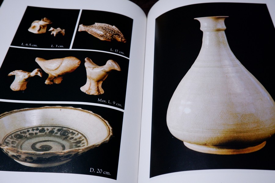 THAI CERAMICS BY J.C.SHAW