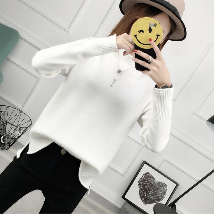 พร้อมส่ง - เสื้อไหมพรมทรงหลวม ST195 (สีขาว)