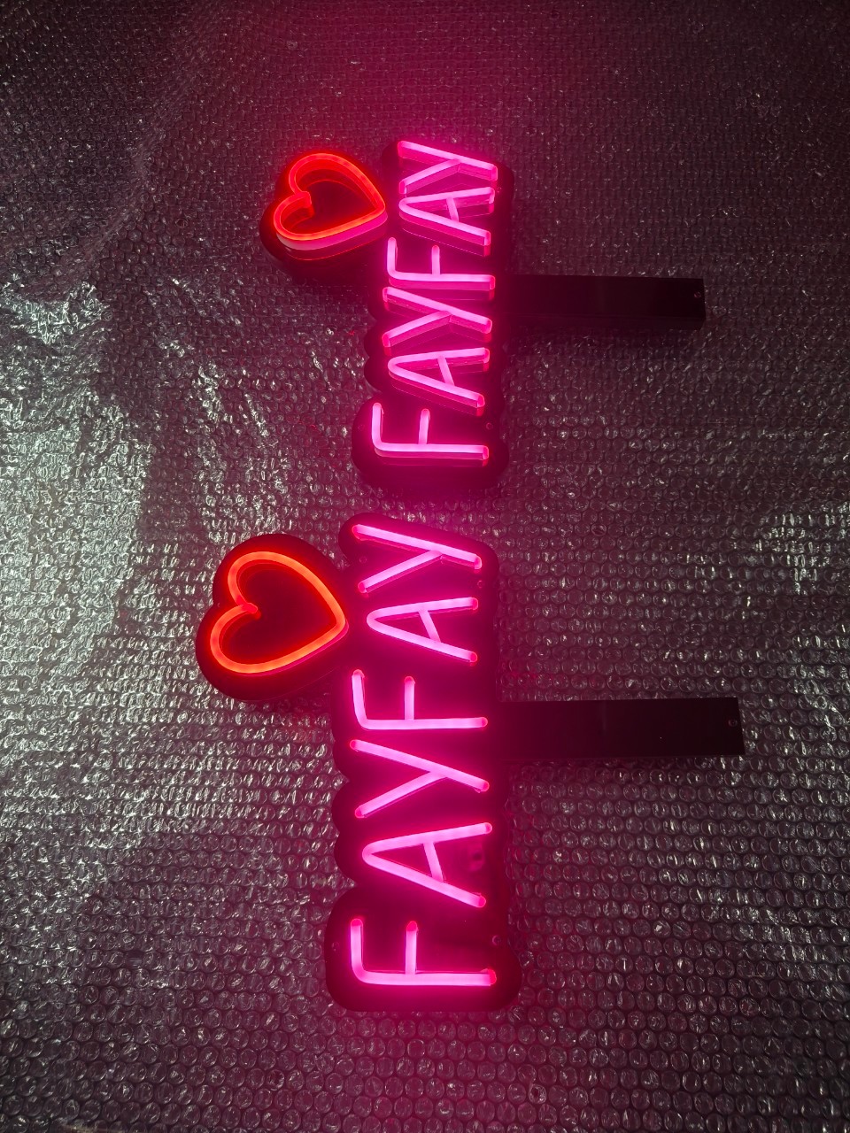 ป้ายไฟเชียร์ รับได้ภายใน 1 วัน