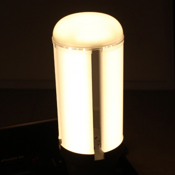หลอดไฟไฮเบย์ LED 50w ยี่ห้อ Iwachi (แสงส้ม)