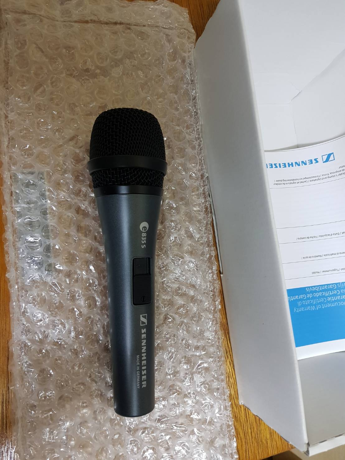 ไมโครโฟน Sennheiser e835S Handheld Dynamic Microphone มือสอง