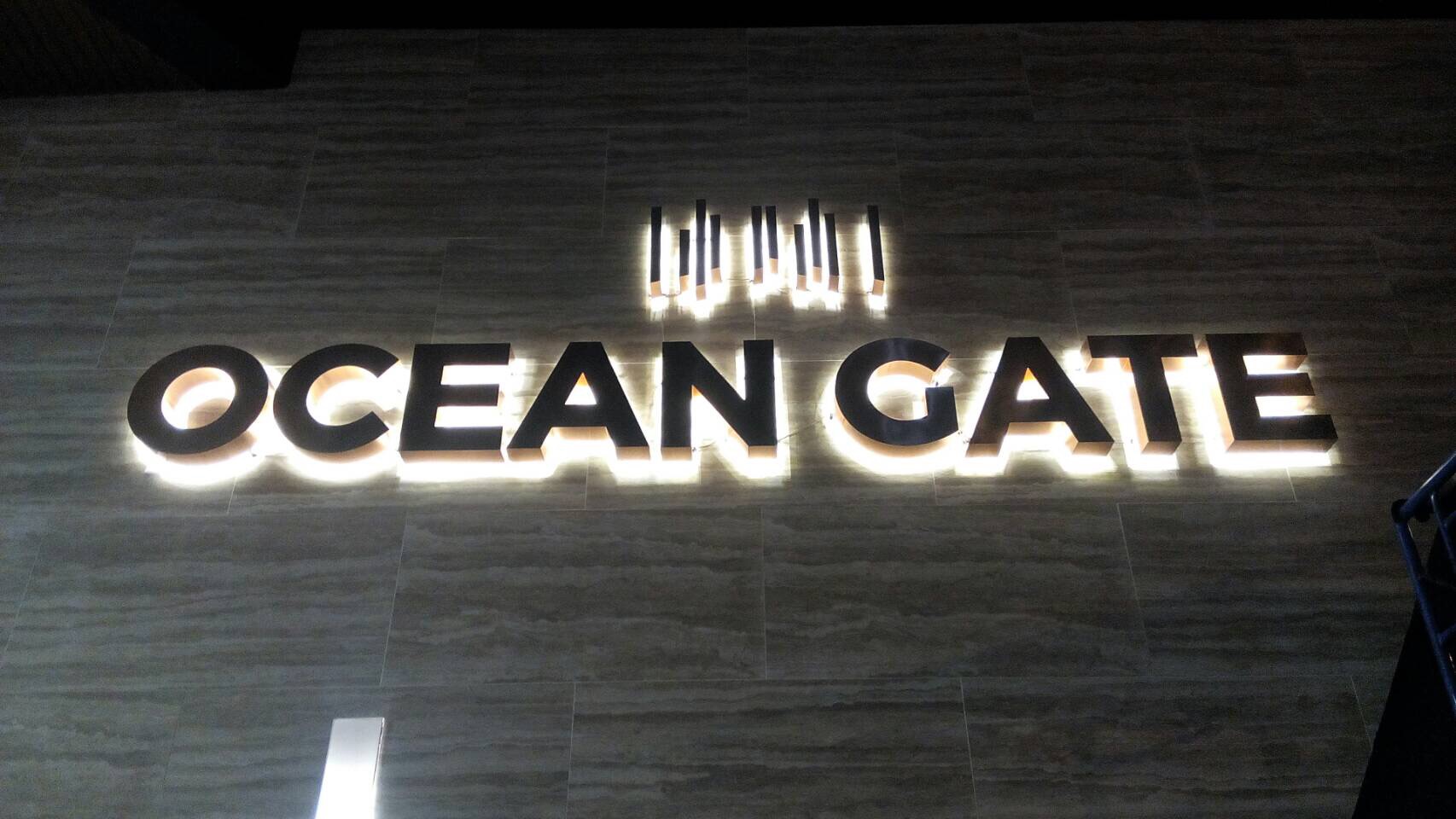 งานป้ายหมู่บ้าน OCEAN GATE #ป้ายอักษรไททาเนียมทองแดง