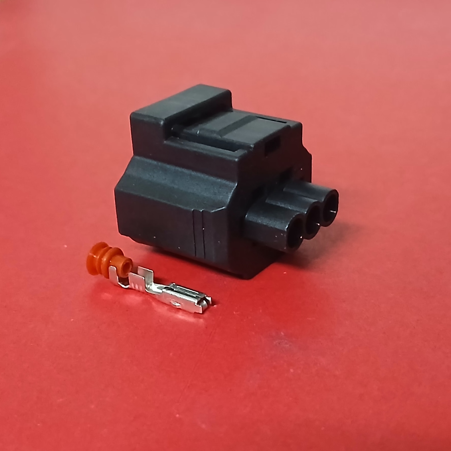 3 พิน ไดร์ชาร์จ Ford, Mazda #184032