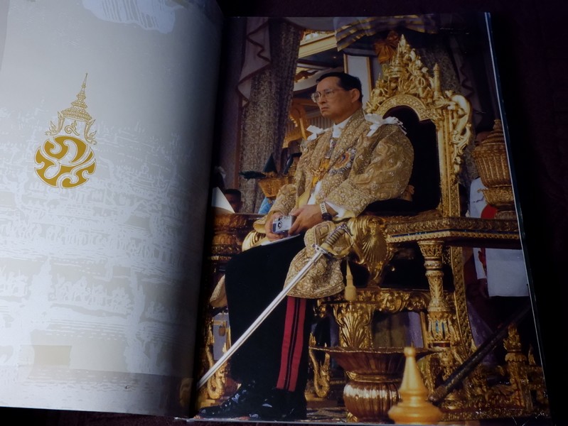 ประวัติเเละการเสด็จต่างประเทศ ของ พระบาทสมเด็จพระเจ้าอยู่หัว ภูมิพลอดุลยเดช