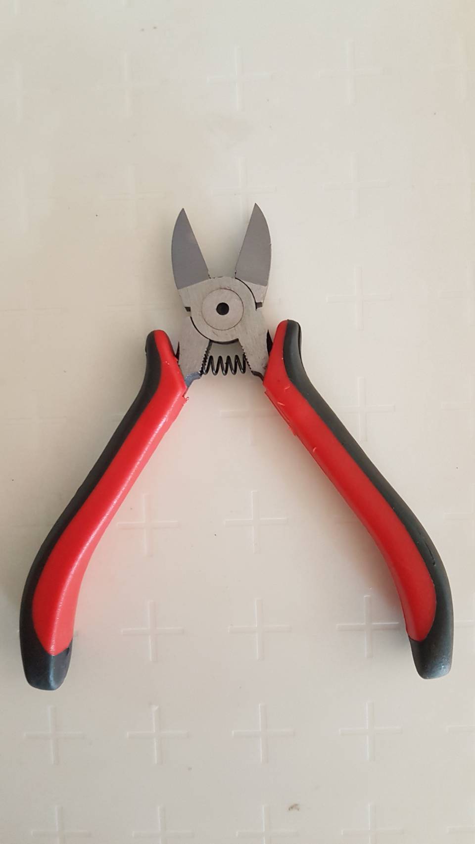 Daigonal Cutting Pliers