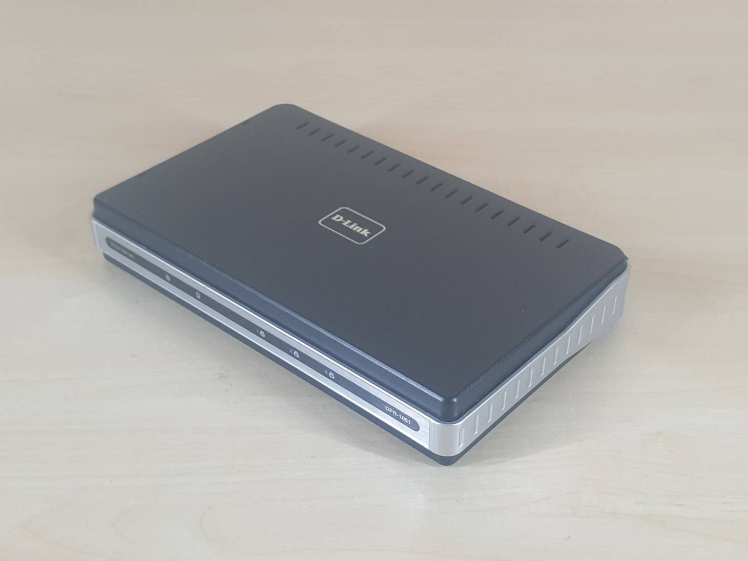 D-Link DPR-1061 Fast Ethernet USB+Parallel Print Server มือสอง