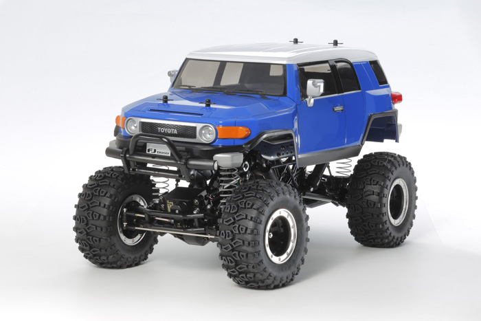 Toyota FJ Cruiser (CR-01).