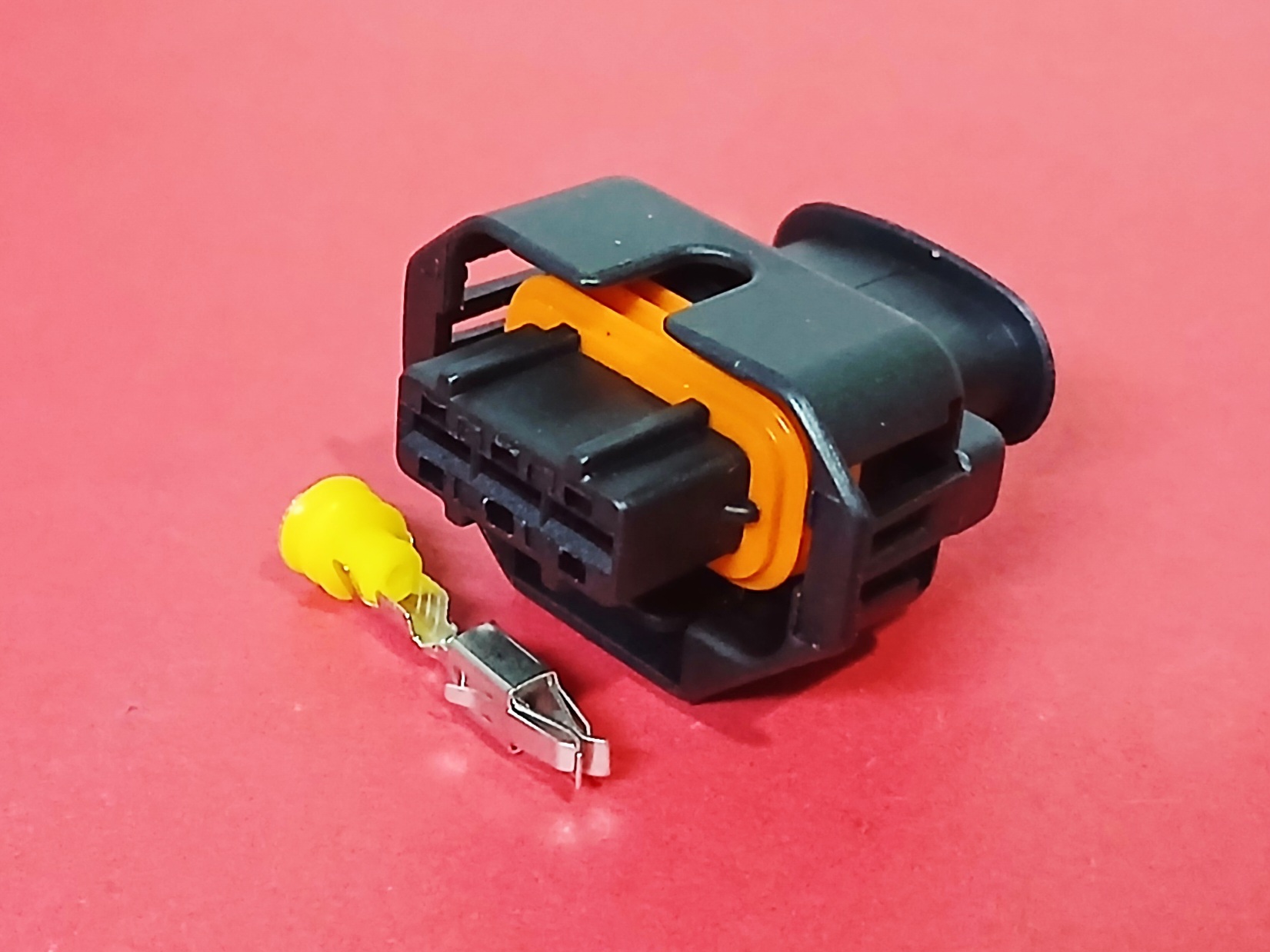 3 พิน ท้ายราง Ford, Mazda #3966