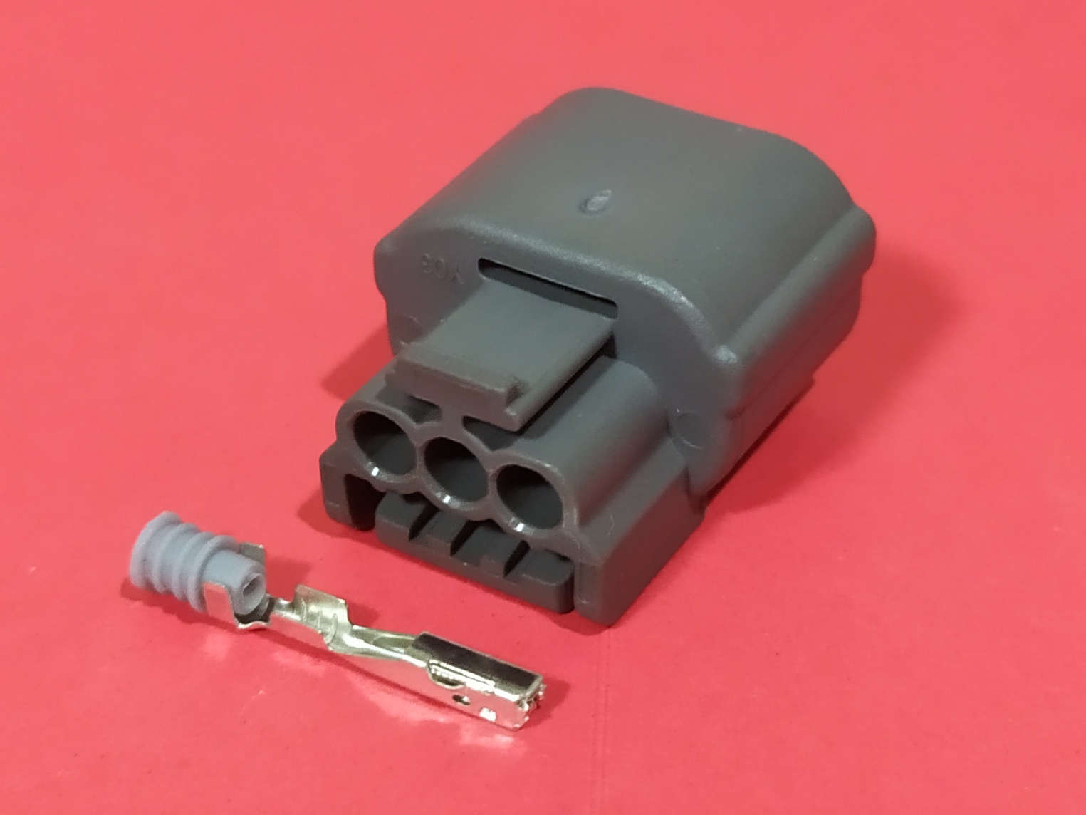 3 พิน คอยล์ Honda ตัวล็อคใหญ่ ร่องกลาง #7058