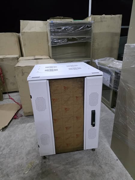 ตู้แรค 19" 15u ขนาด 60x60x90cm มือสอง