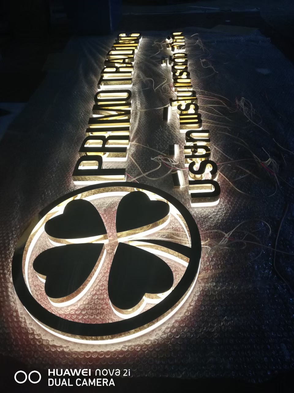 ป้ายไฟออกหลัง