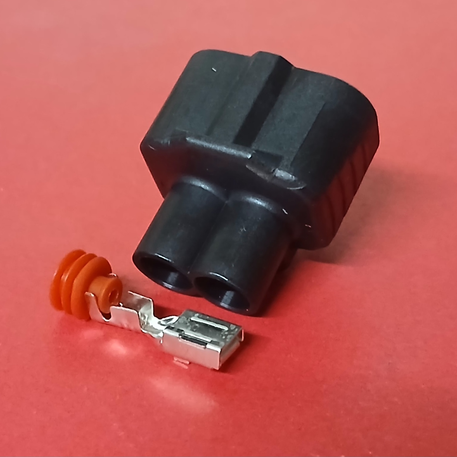 2 พิน พัดลมหม้อน้ำ Toyota 4.8 มม. #0425