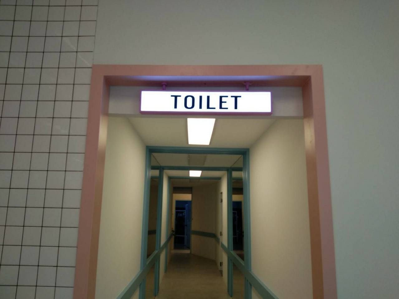 งานป้ายกล่องไฟ TOILET