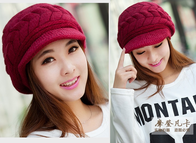 พร้อมส่ง - หมวกไหมพรม HT123 (สีแดงไวน์)