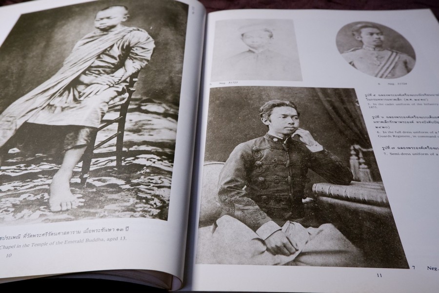 สมุดภาพพระประวัติและพระกรณียกิจ ของ สมเด็จฯกรมพระยาดำรงราชานุภาพ พิมพ์ปี 2529