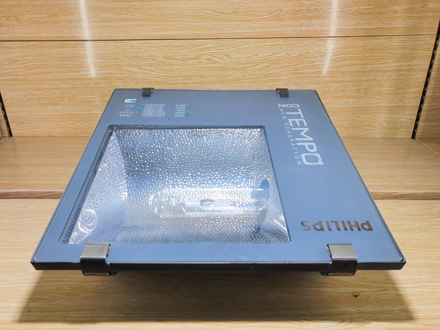 PHILIPS CONTEMPO RVP350 MH400W IP65