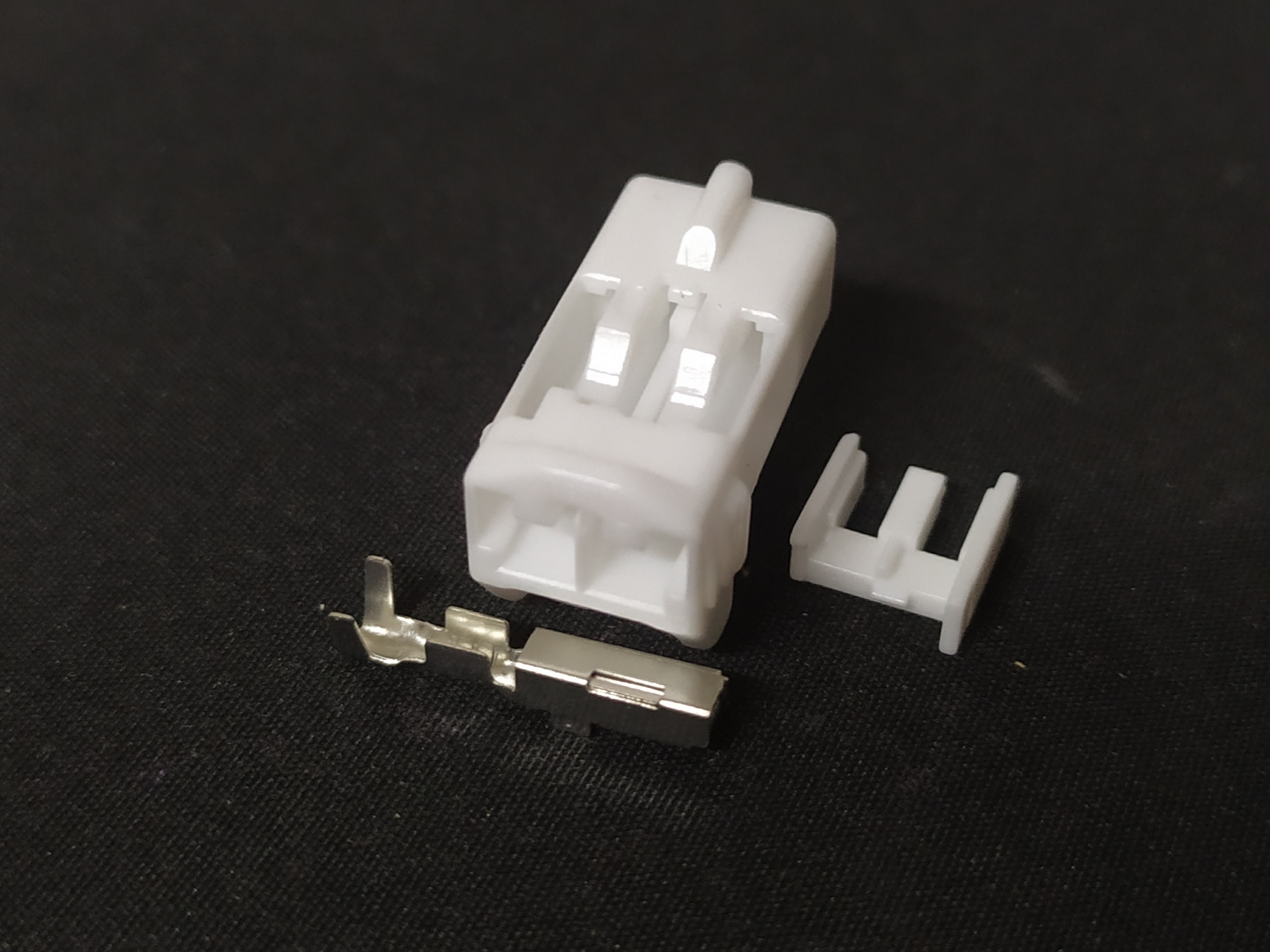 2 พิน ขาว 2.2 #1027-F