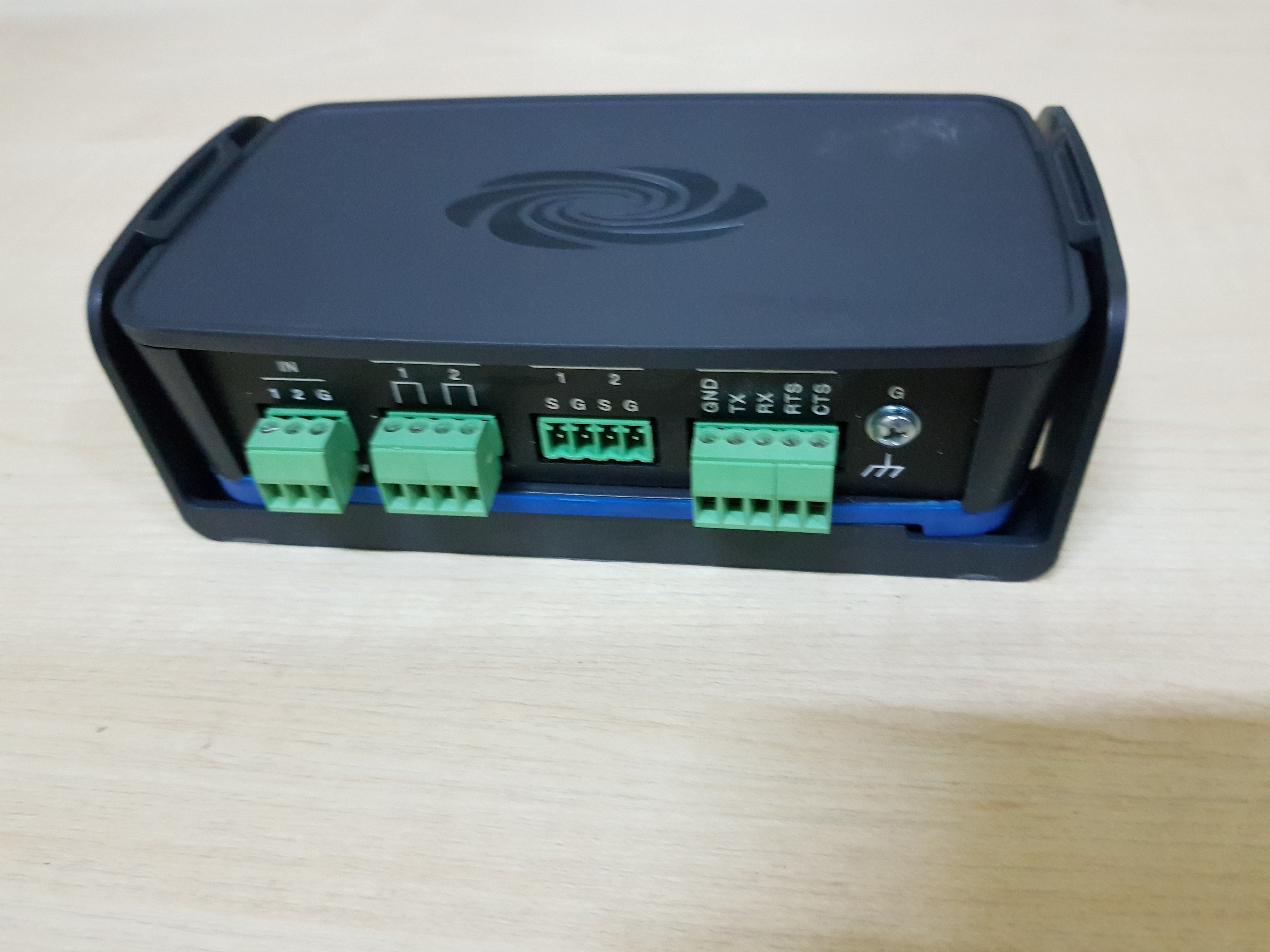 RMC3 3-Series® Room Media Controller โปรเซสเซอร์ควบคุม 3-Series®ขนาดกะทัดรัดเป็นพิเศษพร้อมฟีเจอร์ไมโคร Crestron IFE