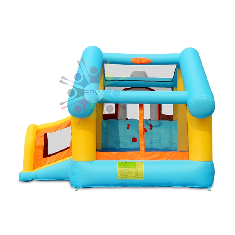 บ้านลมขนาด 532x347x262 cm สินค้าผลิตและออกแบบได้ลงตัวและน่ารักสุดๆ พร้อด้วยฟังท์ชั่นที่เสริมสร้างพัฒนาการและจินตนาการได้อย่างครบครัน มีสีสันสดใสออกแบบมาเพื่อกระตุ้นประสาทตาในการมองเห็นของเด็กๆ เหมาะสำหรับเด็กอายุ 3-10 ขวบน้ำหนักโดยรวมไม่เกิน 100 กิโลกรัม