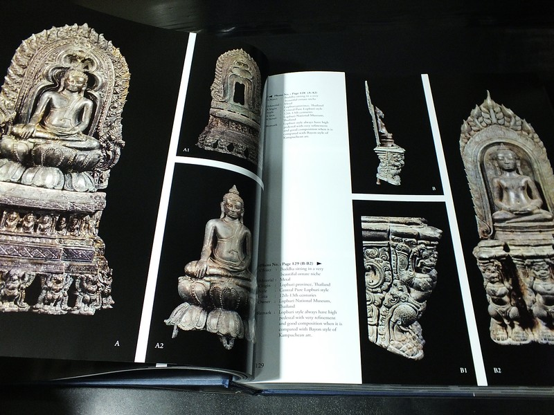 LOPBURI AND THAVARAVADI SCULPTURES IN THAILAND BY SOMKIART LOPETCHARAT สมเกียรติ โล่ห์เพชรัตน์(สอบถาม)