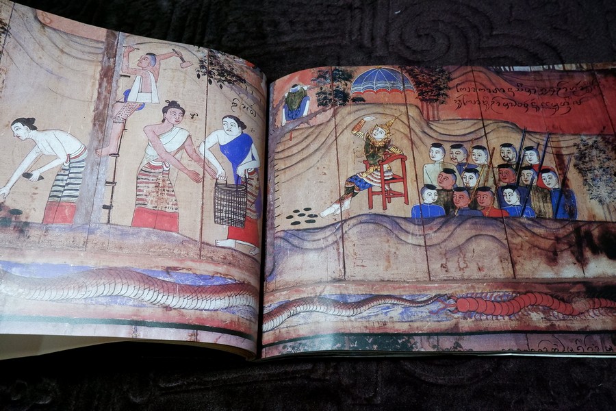 จิตรกรรมเวียงต้า โดย วิถี พานิชพันธ์ ลอรี่ มอนต์