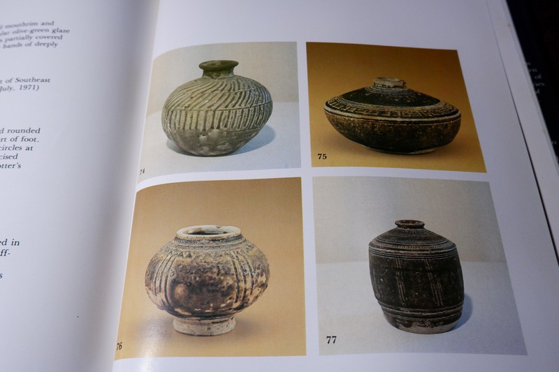 KHMER CERAMICS 9th-14th Century by Southeast Asian Ceramics Society ปกเเข็ง ปี 1981