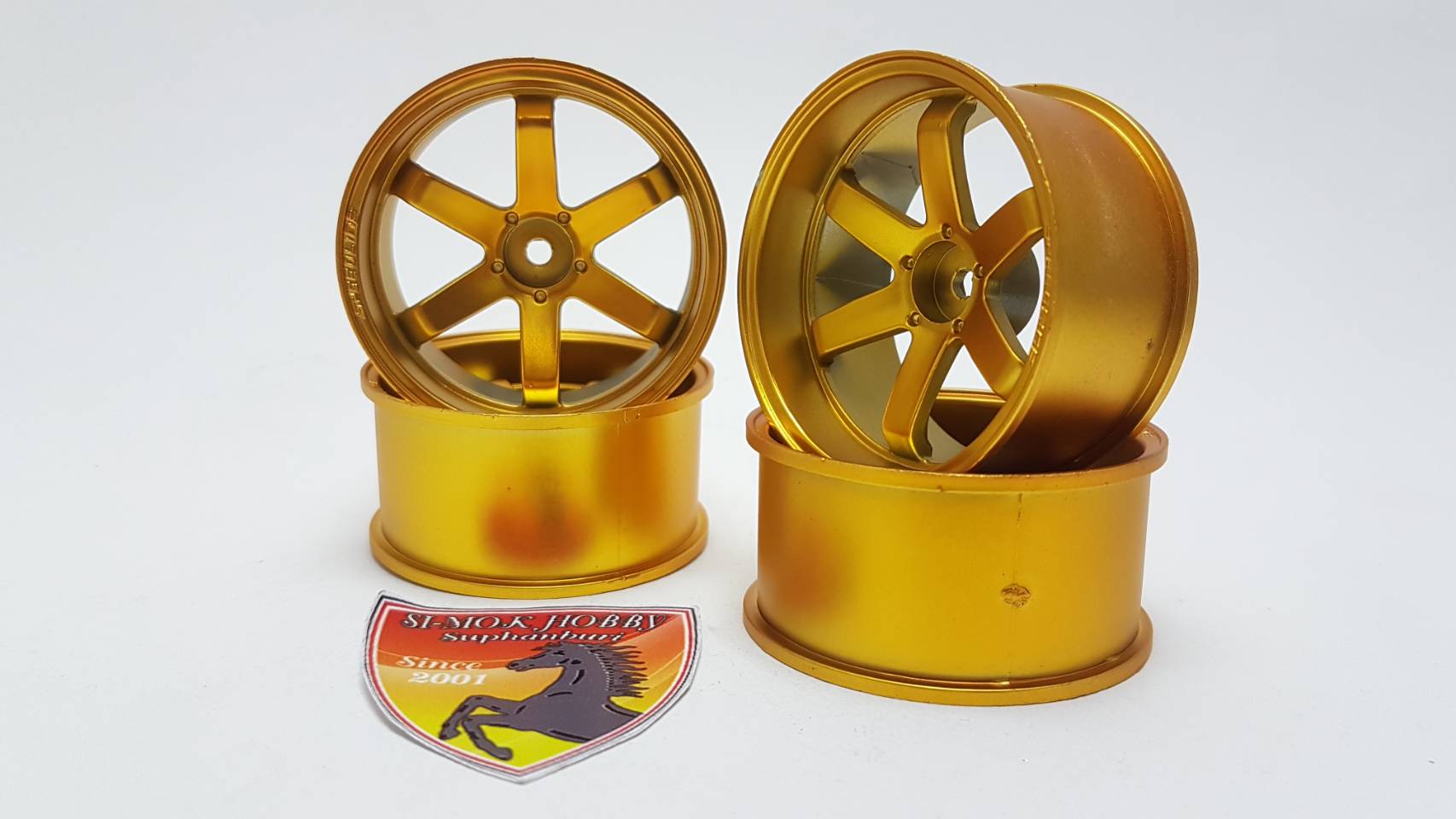 แม็กซ์ 6 ก้าน(ทอง)ขนาด 2.2 นิ้ว (9mm Offset)