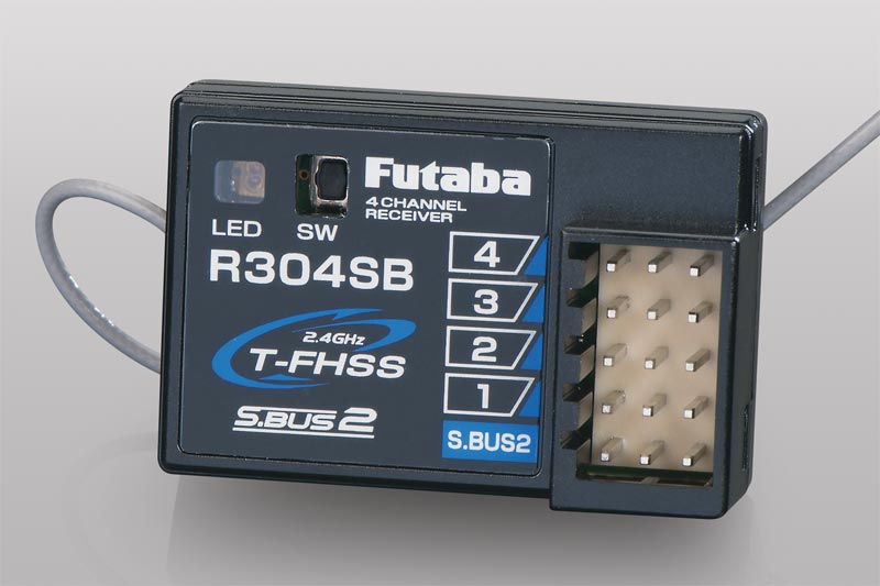 Futaba 4PLS 2.4 GHz.