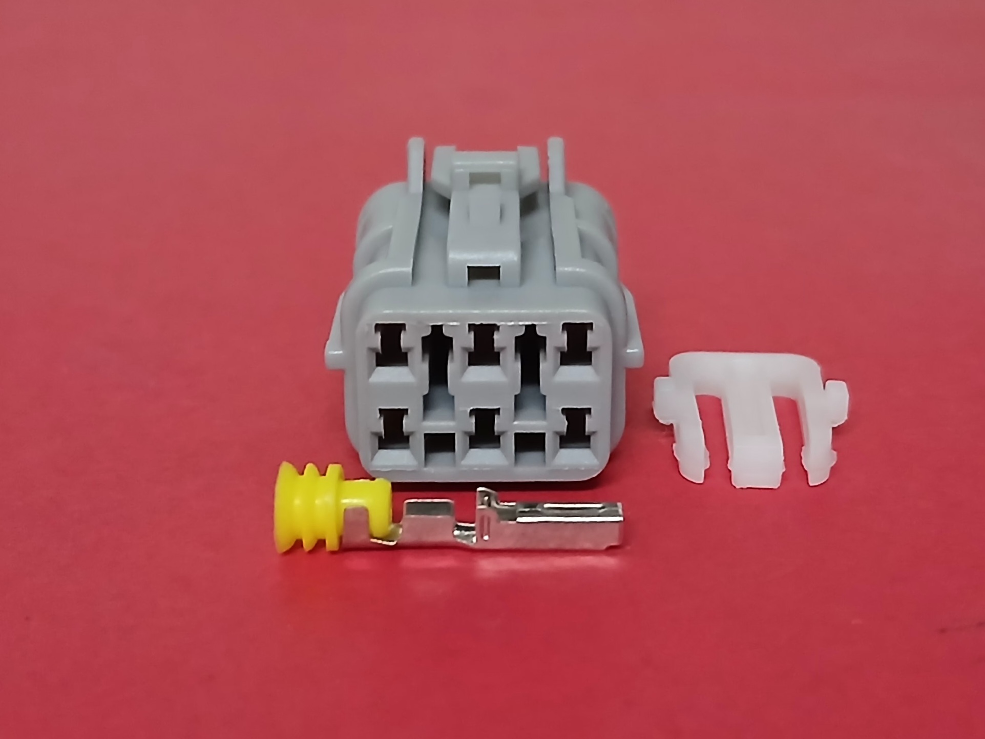 6 พิน ไฟท้าย Isuzu DMax #7464