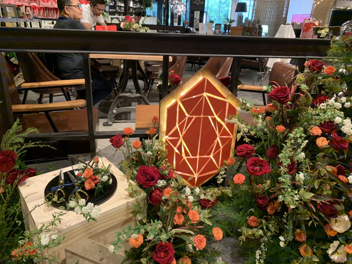 ป้ายกล่องไฟ - ร้านกาแฟ RED DIAMON ติดตั้งป้ายเซ็นทรัลวิลเลจ #ร้านป้ายสมุทรปราการ