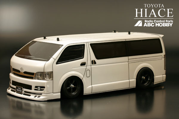 Toyota HIACE.