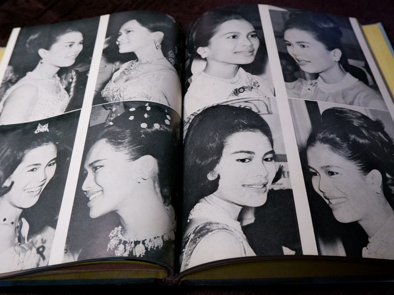 ประมวลพระบรมฉายาลักษณ์ ฉบับพิเศษ สมเด็จพระนางเจ้าสิริกิติ์ พระบรมราชินีนาถ ปี 2510