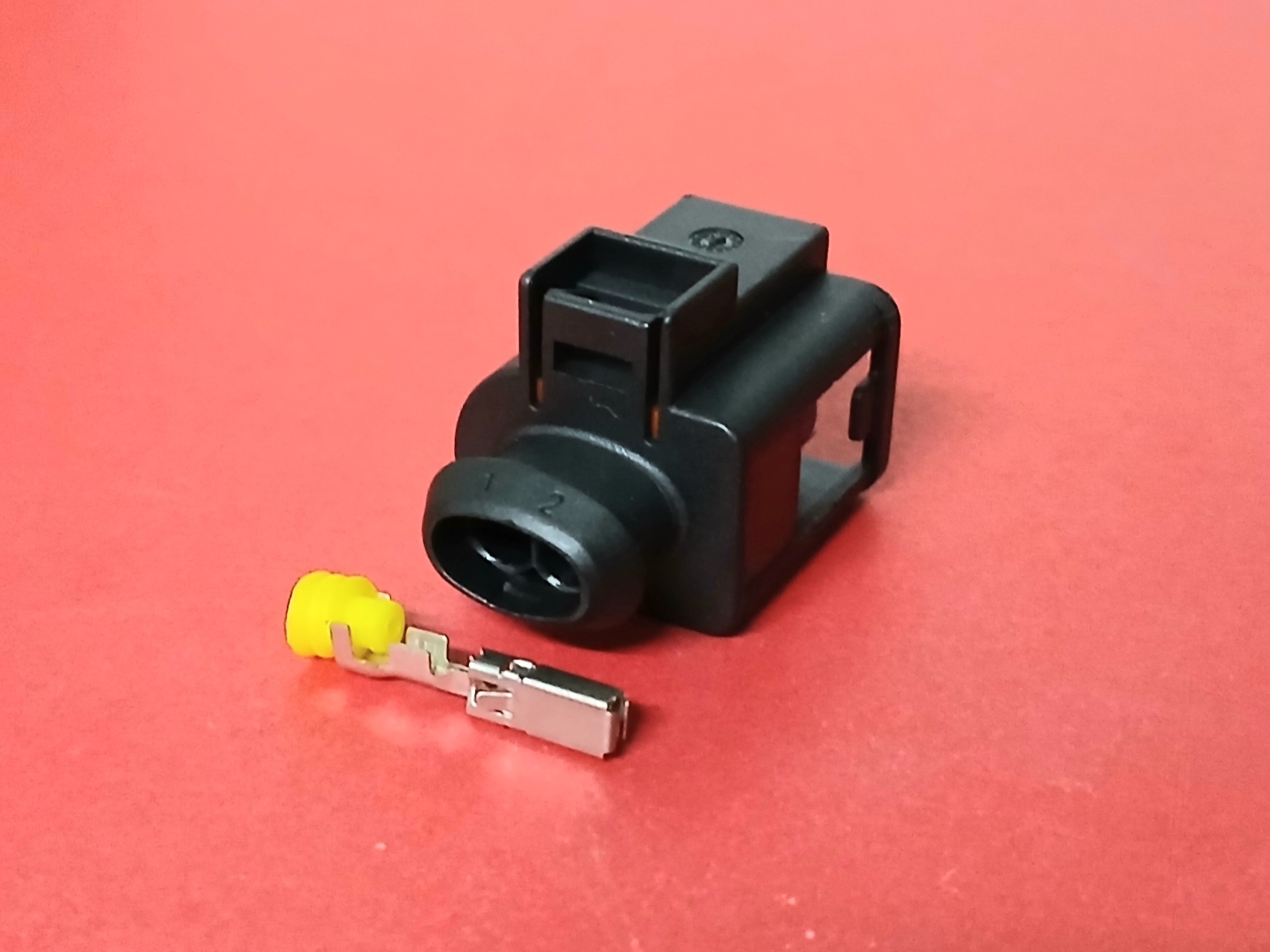 2 พิน ดำ ตูดไดร์ Isuzu Dmax #992