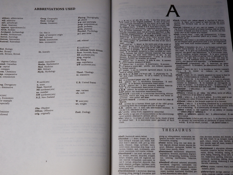 the angus & robertson dictionary and thesaurus in one volume