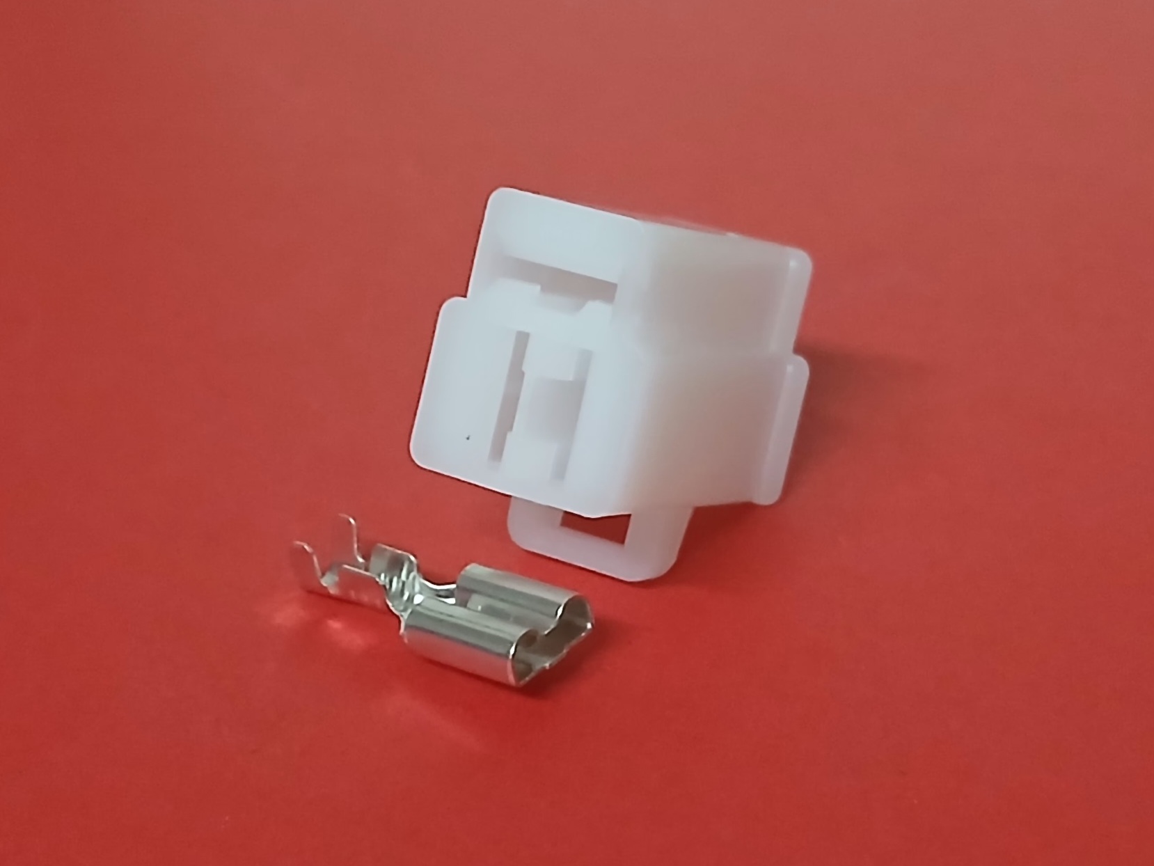 3 พิน ขาว 6.3 มม. มอเตอร์ไซค์ #4533