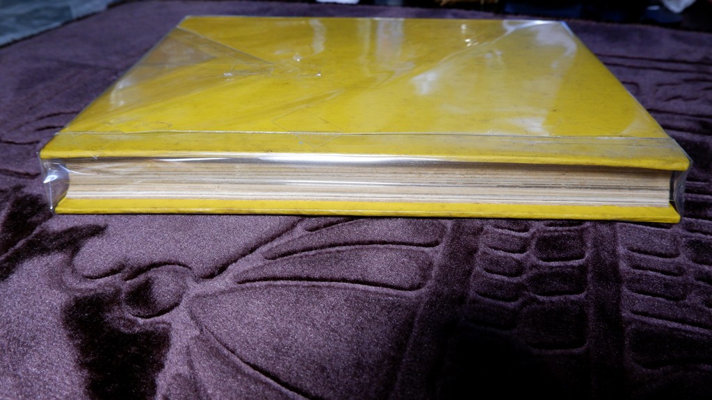 อนุสรณ์เนื่องในงานพระราชทานเพลิงศพ พระอาจารย์ฝั้น อาจาโร ปกแข็งพร้อมเหรียญ ปี 2521