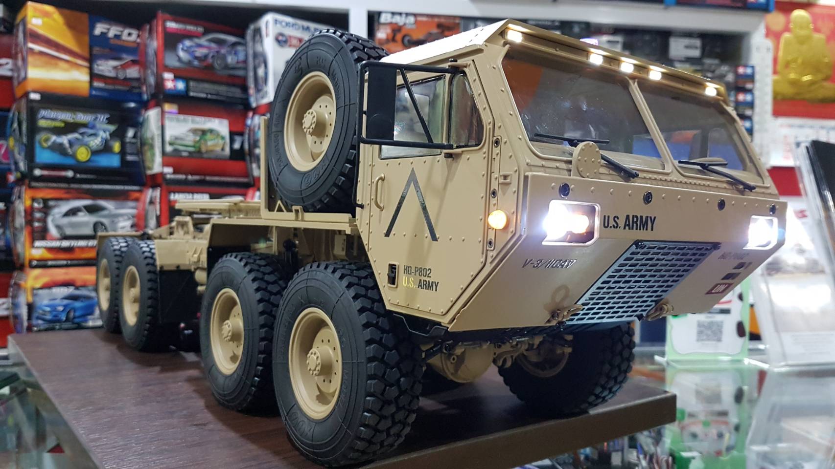 U.S. M983 Hemtt Oshkosh 8x8 Military Tactical Truck (Full-Option)