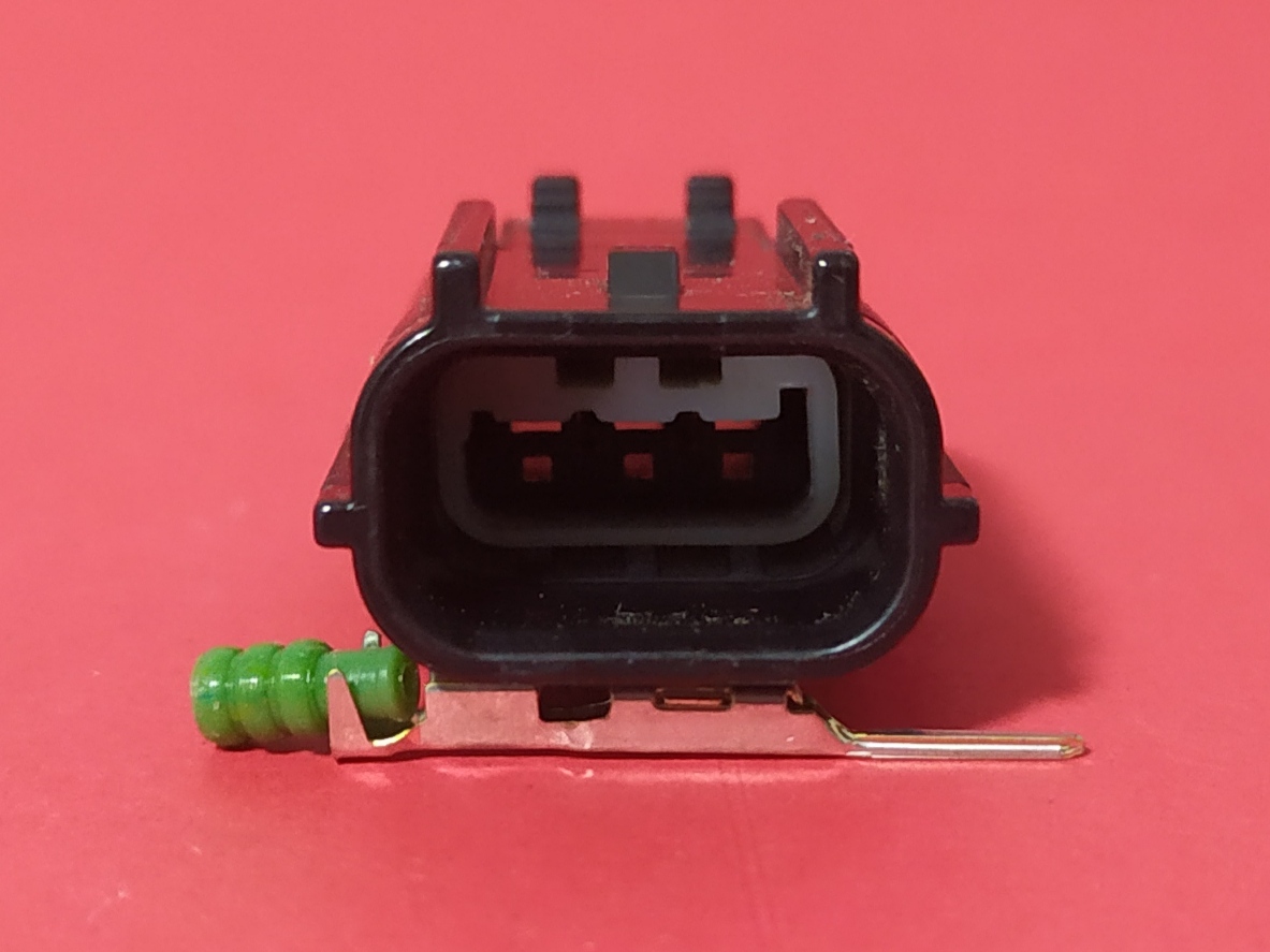 3 พิน ดำ ไฟหน้า Honda #2147-30