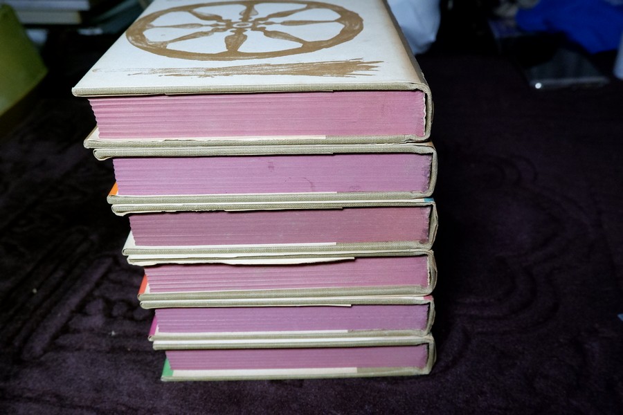 Great religions of modern man (hinduism buddhistism catholicism protestantism judaism islam) ปกเเข็ง 6 เล่ม ปี 1962