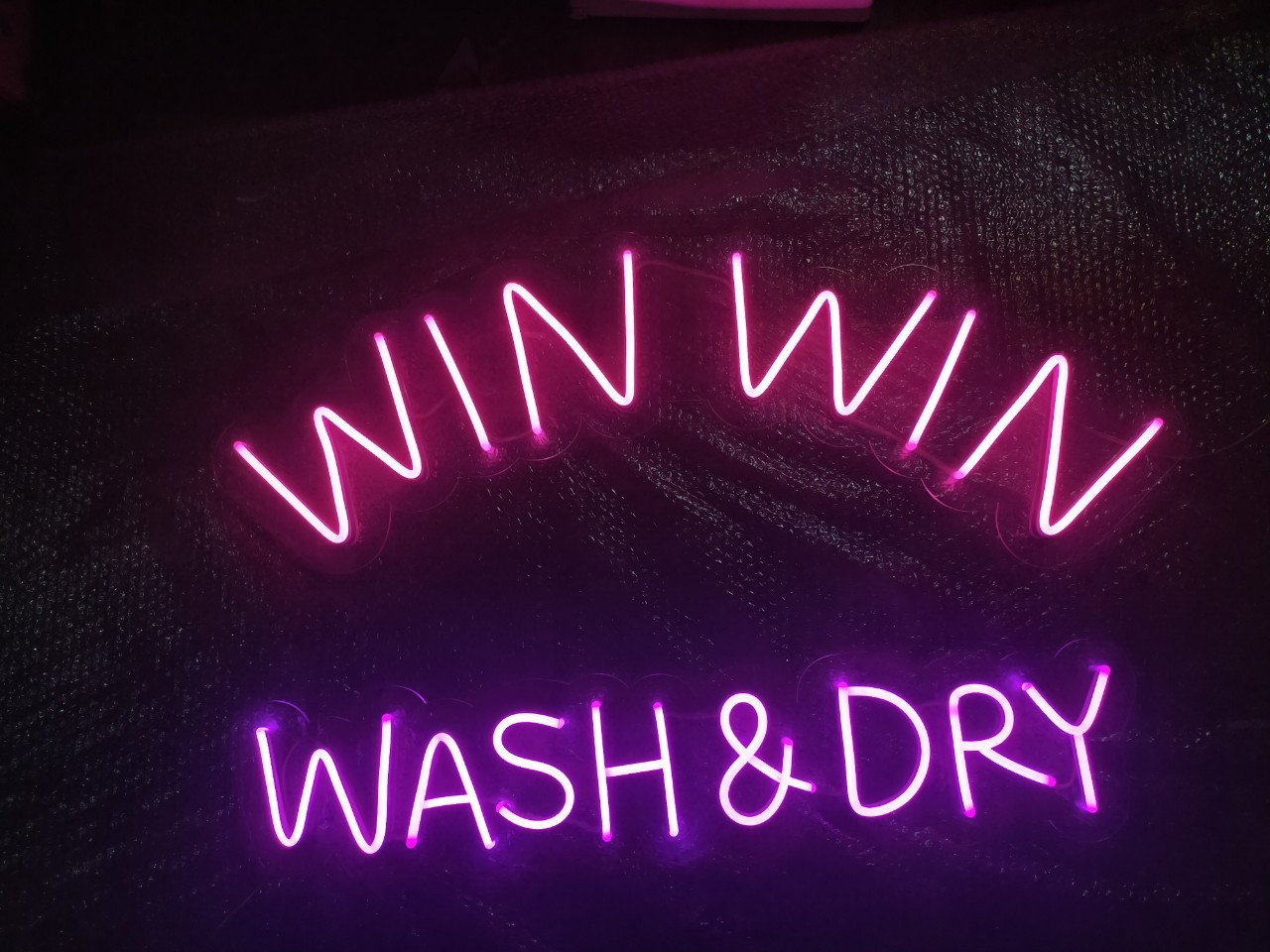 งานไฟเฟค