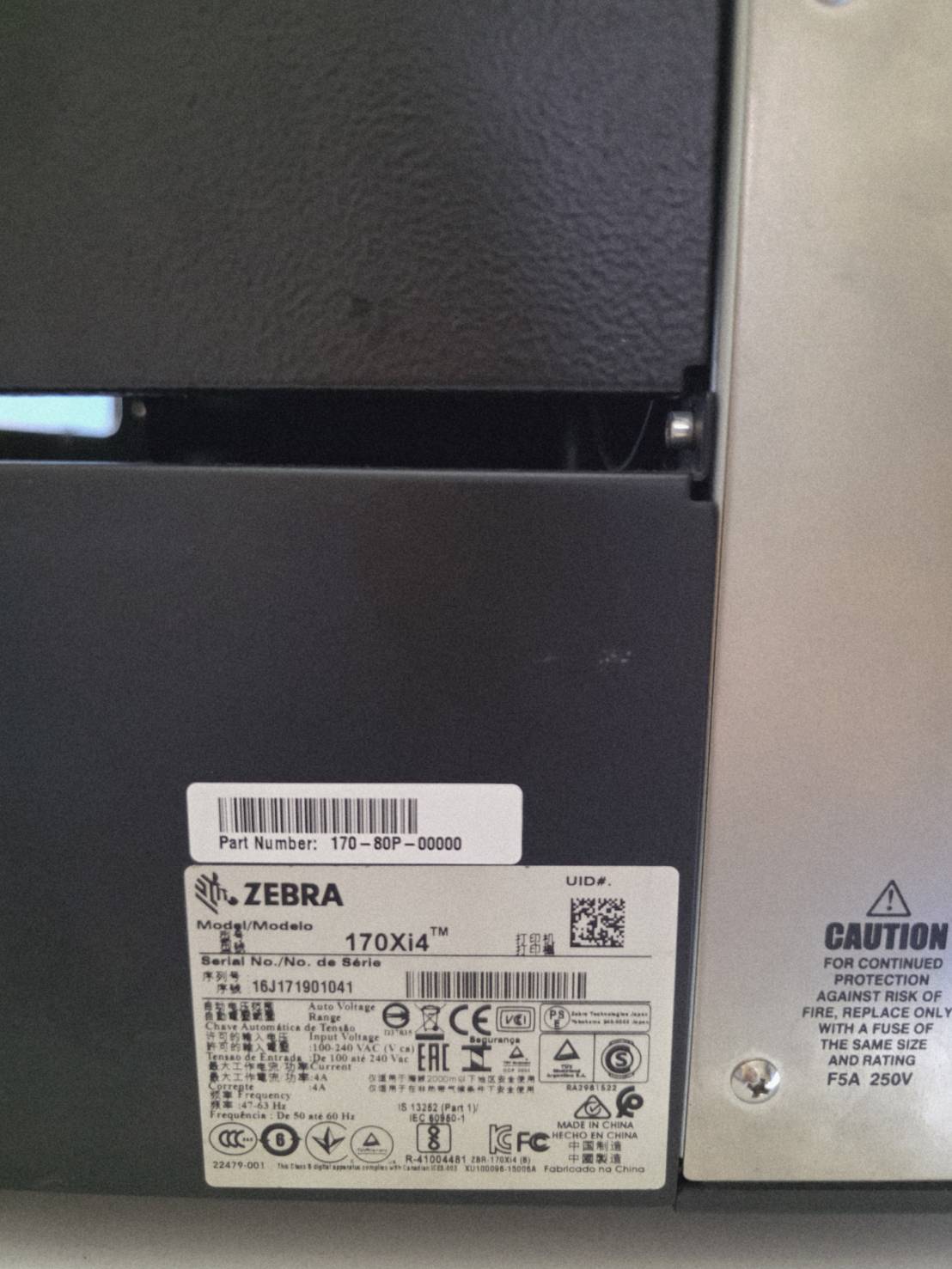 เครื่องพิมพ์บาร์โค้ด Zebra รุ่น 170XI4 ความละเอียด 300dpi ขายตามสภาพเป็นเส้น