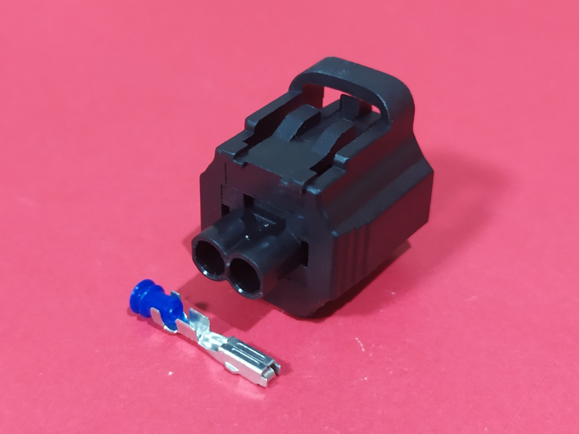 2 พิน ดำ/เหลือง ร่องบน #7022H