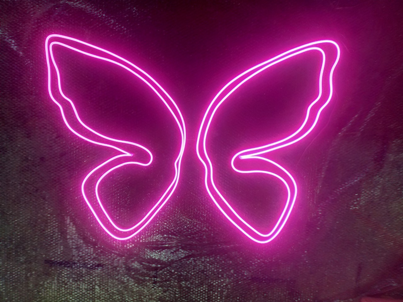 ป้ายไฟนีออน LED อะคริลิคใสรองหลัง