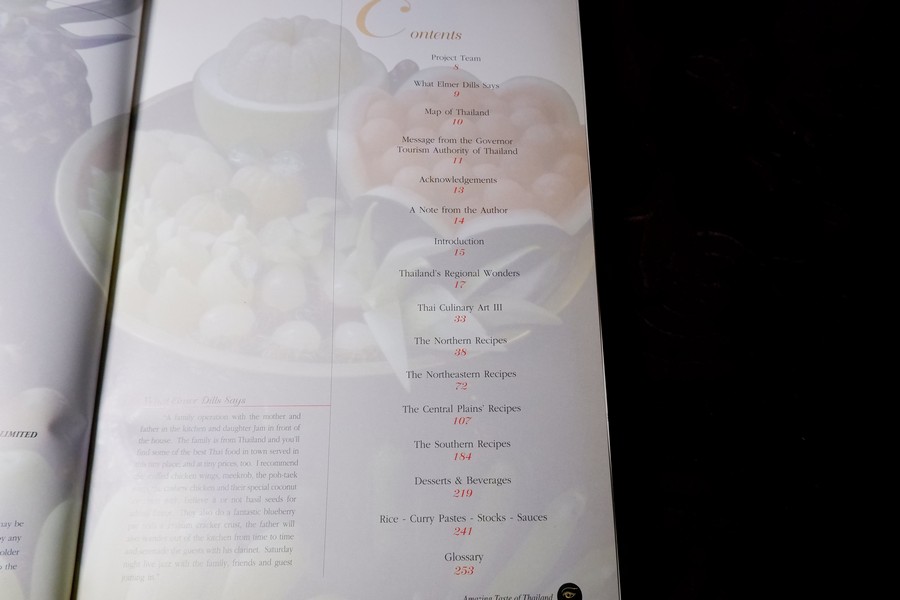 THAI CULINARY ART . Recipes by Srisomboon Bhandhukravi ( 2 ภาษา) ปกแข็ง 256 หน้า ปี 2541