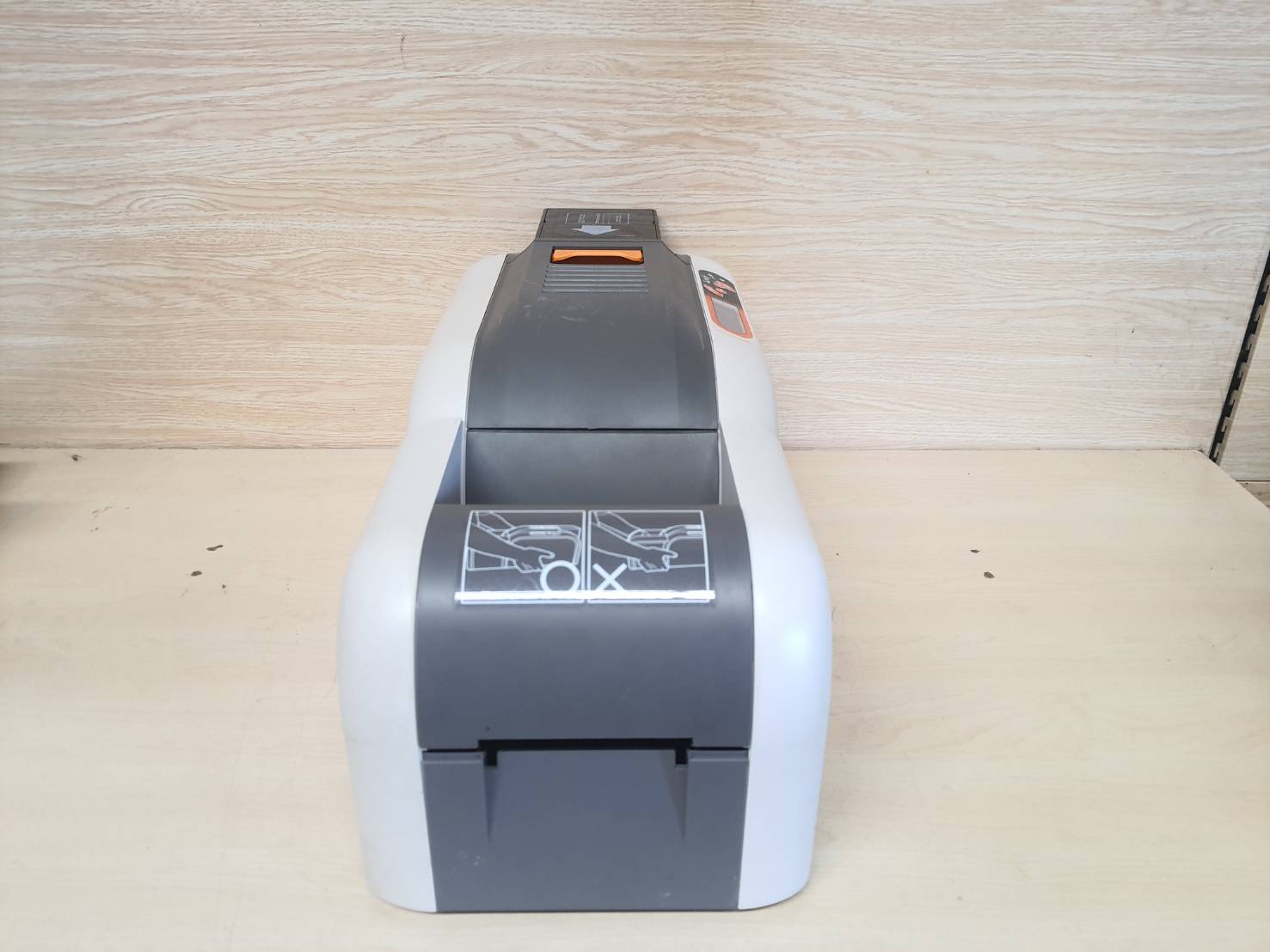 เครื่องพิมพ์บัตรพนักงาน Hiti รุ่น CS-200e มือสอง